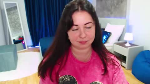 jessicaevanse online show from September 15, 11:07 am