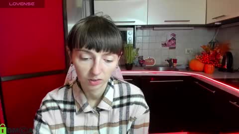 jessicaforris online show from December 2, 8:05 am