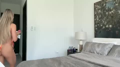 Jessica Parker online show from September 23, 5:33 pm