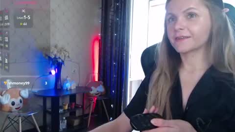 Jess online show from June 14, 4:13 am