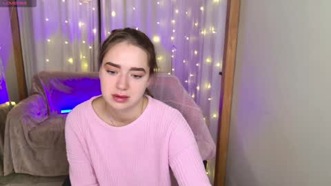 Jessi online show from January 4, 2:04 pm