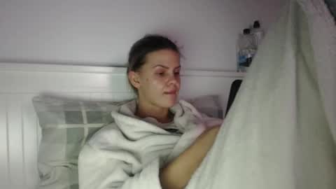 jessieryan online show from November 21, 2:19 pm