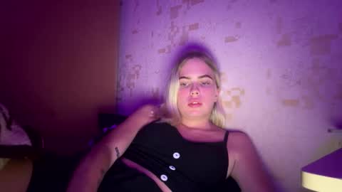 jessika_evans online show from September 29, 6:35 pm