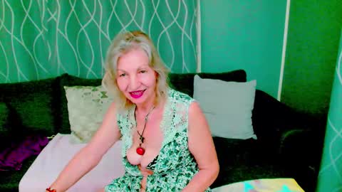 jessy curt online show from October 14, 7:27 pm