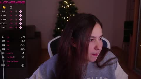 jia_lisaa online show from December 11, 7:42 am