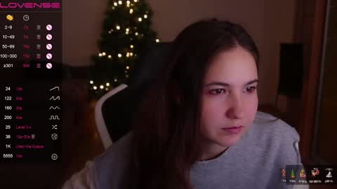 jia_lisaa online show from December 14, 5:03 pm