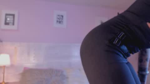 Jinx  online show from November 9, 2:13 pm