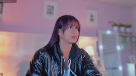 Jinx  online show from October 5, 5:40 pm