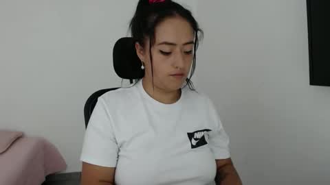 Julieta online show from December 18, 4:31 am