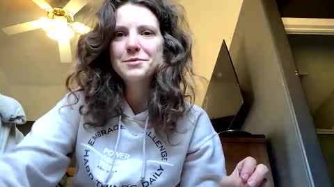 jlynn1997 online show from February 11, 7:15 pm