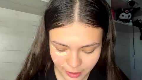 Mila online show from May 30, 11:41 am