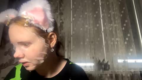 Aurora online show from February 24, 8:02 am