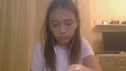 Jennifer online show from October 15, 6:10 pm