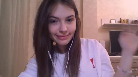 Jennifer online show from November 23, 5:03 pm