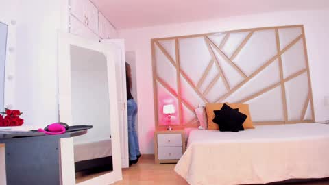 Pantyhose Queen online show from January 12, 7:42 pm