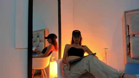 jolie_lov online show from February 15, 12:54 pm