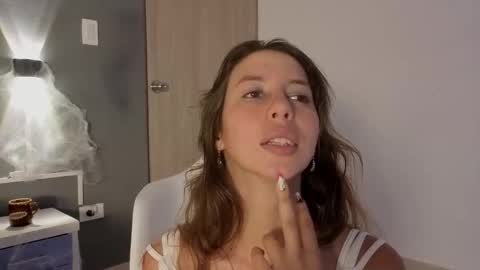 jolie_lov online show from October 8, 3:05 pm