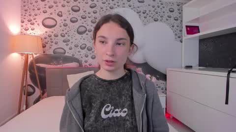 Josephine online show from May 18, 12:11 pm