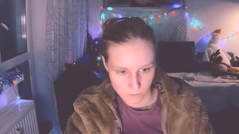 joy_keys online show from December 18, 3:00 pm