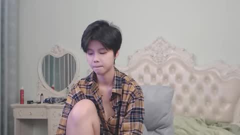 joycekay online show from December 2, 5:42 am