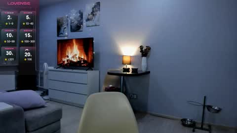 Julia and Julia online show from September 10, 7:14 pm