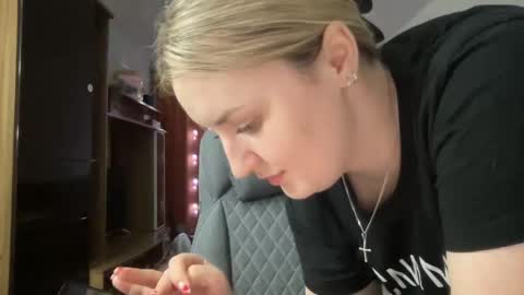 JudeValenti online show from February 19, 6:21 pm