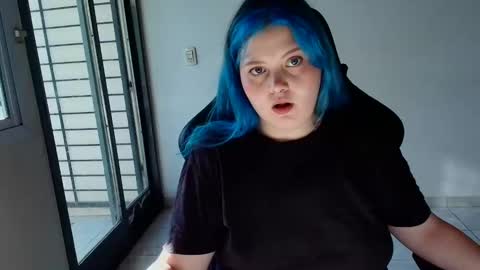 Judithamelia online show from January 6, 9:00 pm