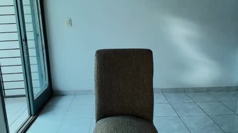 Judithamelia online show from December 21, 9:25 pm