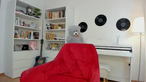 Judy online show from June 29, 8:43 am