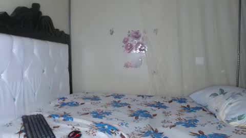 juicy538399 online show from February 8, 2:48 am