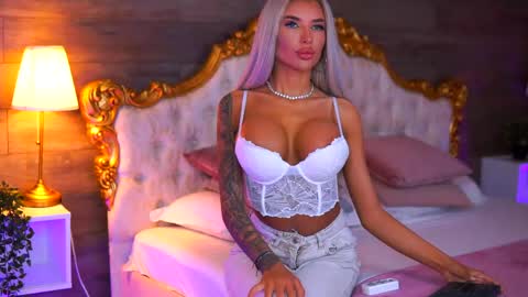 Jessye online show from May 31, 7:48 pm