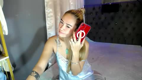 Den  online show from April 10, 10:49 pm