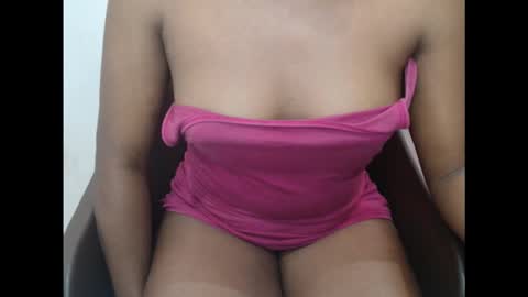 juicynwetx online show from February 17, 11:42 am