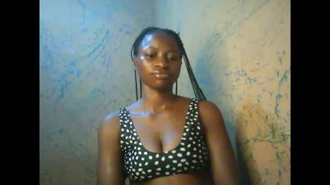 juicypiexx online show from September 19, 12:42 am