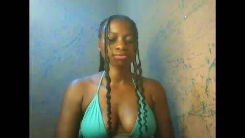 juicypiexx online show from November 15, 2:01 am