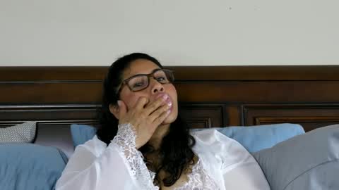 Juicy Teacher online show from October 5, 12:15 am