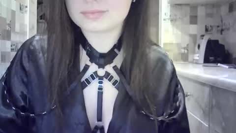 julia69009 online show from December 18, 8:57 pm