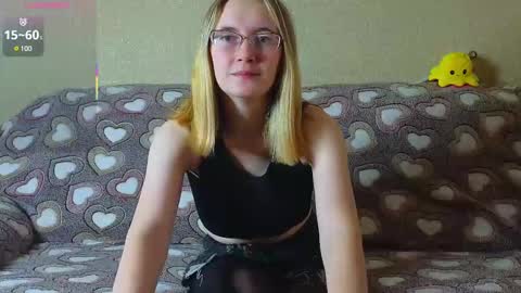 Julia online show from February 23, 3:39 am