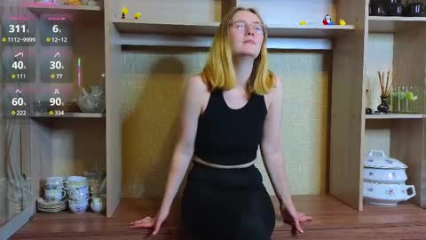 Julia online show from February 28, 6:10 am