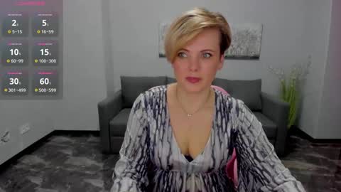 Julia online show from February 23, 6:55 am