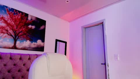  JULIANA CASTRO online show from September 11, 11:32 am