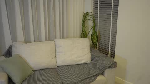 Julia online show from November 21, 2:52 pm