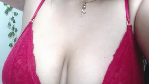 julieta_curvy69 online show from November 13, 12:37 pm