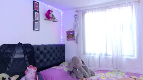 Julieta online show from October 21, 1:59 pm