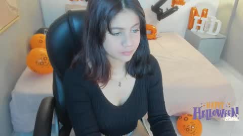 Julieth  online show from November 2, 11:46 am