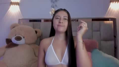 juliettaarlet online show from June 5, 11:16 am