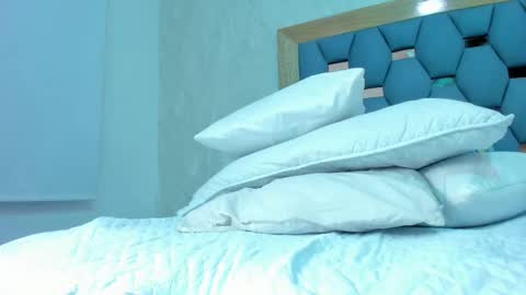 juliette_pretty_ online show from February 14, 9:06 pm