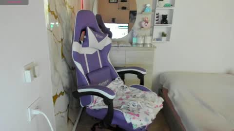 juliette online show from May 14, 5:30 pm
