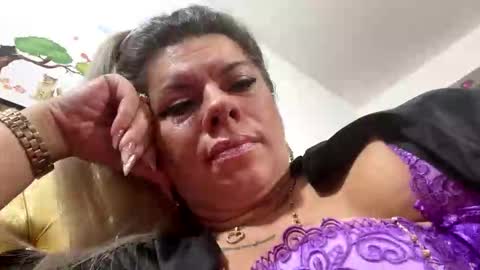 Jully Rosse online show from January 9, 9:30 pm