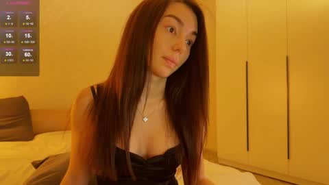 Hloya online show from November 27, 5:16 pm